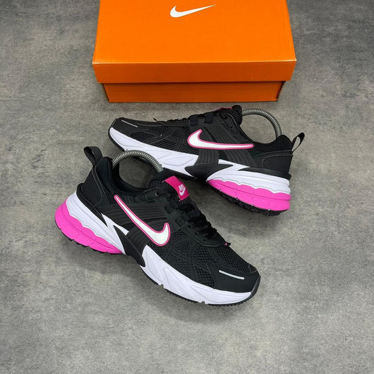 Nike V2K Run - Black Pink