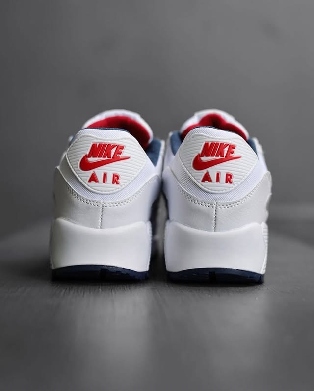 Nike Air Max 90