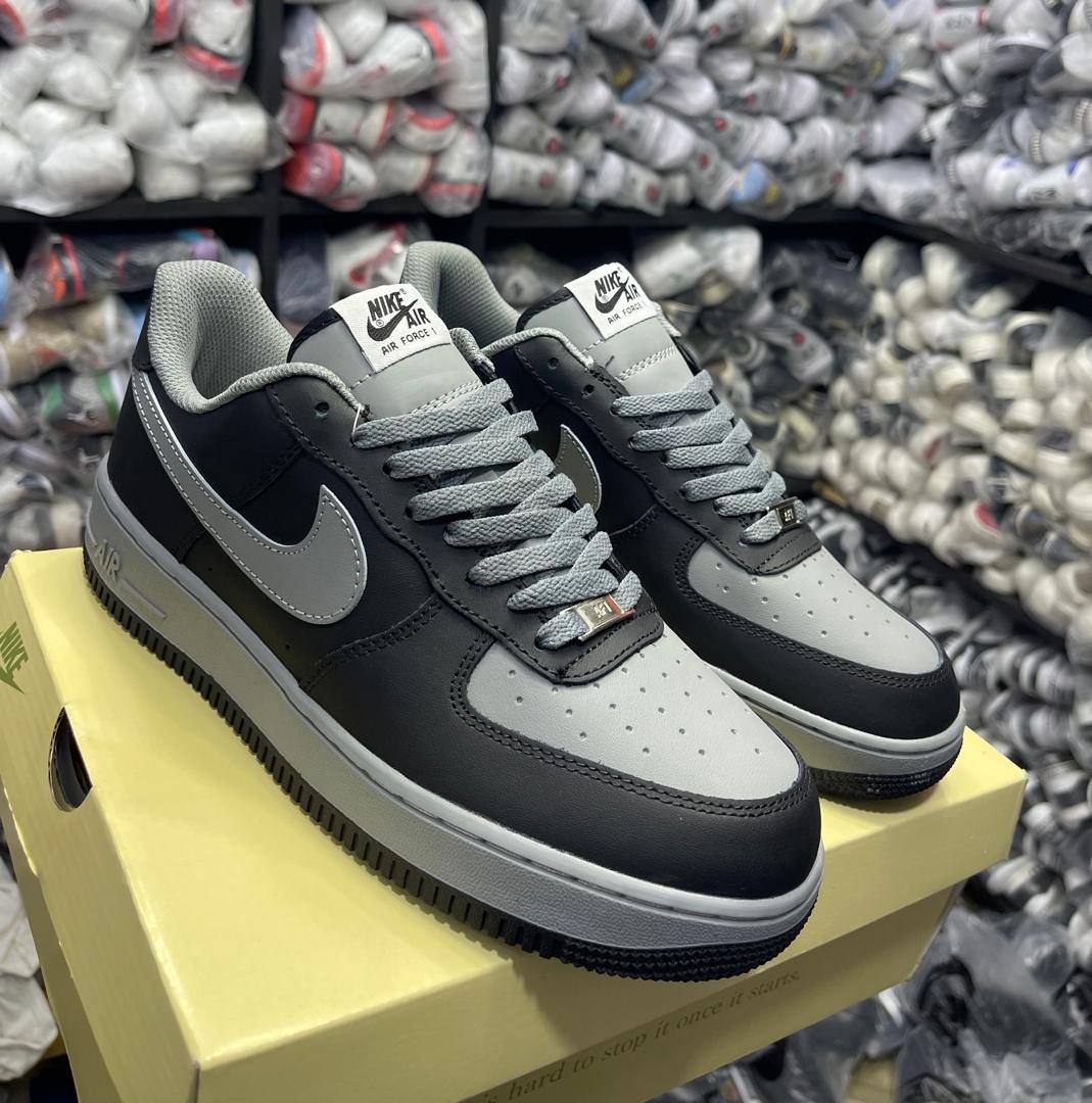 Nike Airforce 1 - Black/Gray