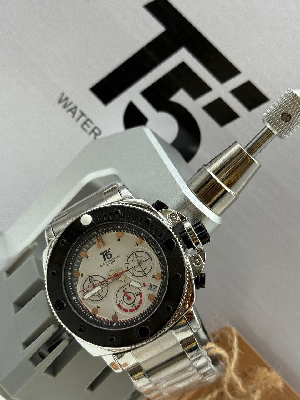 T5 Watch