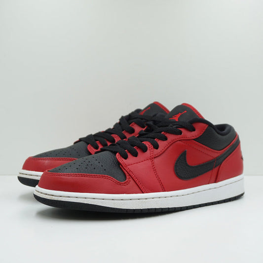 Jordan 1 Low Reverse Bred Pebbled Swoosh